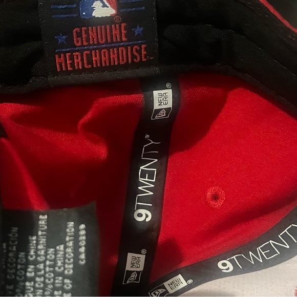 Cincinnati Reds MLB New Era 9Twenty Women's Adjustable Hat. - Picture 6 of 7